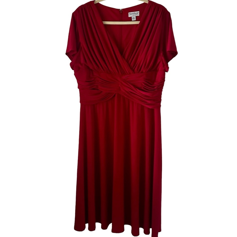 NorthStyle Women’s Dress Red Size 20P